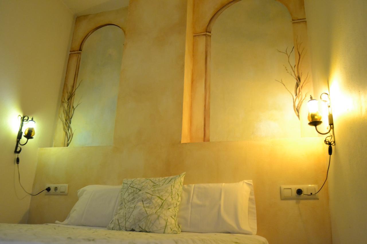 Hostal Toribio Galaroza Bagian luar foto